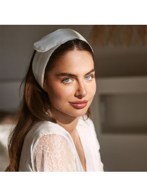 Beauty Pillow Luxury Silk Glam Band Pearl